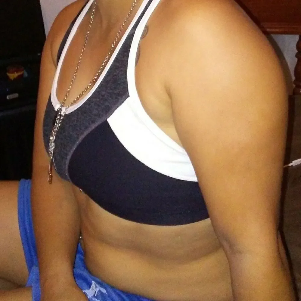 Sports bra